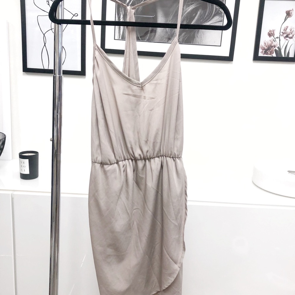 SOLEMIO Dress (taupe)